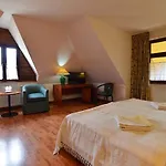 Hotel-europenzion Salas 3* Vinné